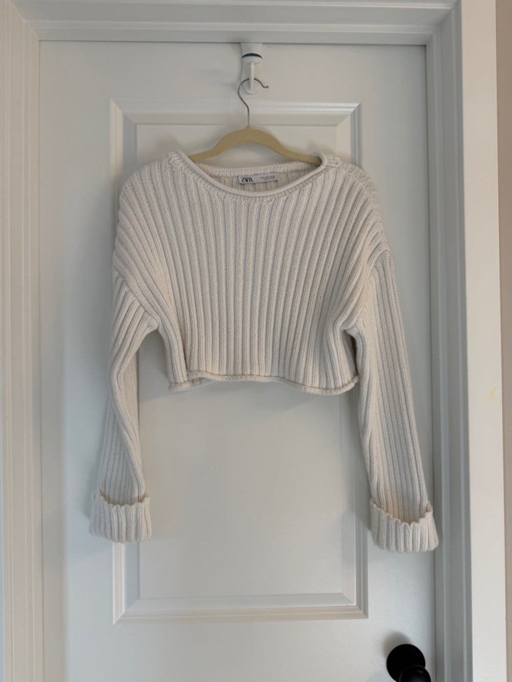 Zara Cream Ribbed Cropped Sweater